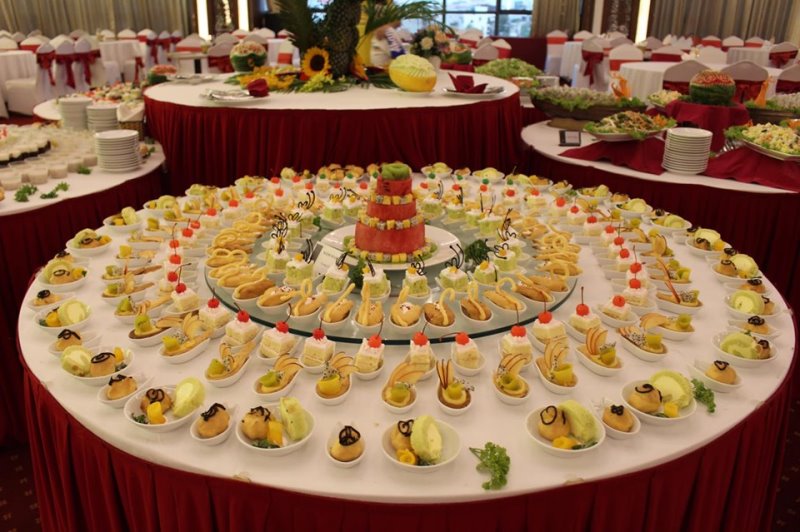 Tiệc buffet tại Mường Thanh Grand Thanh Hóa Hotel